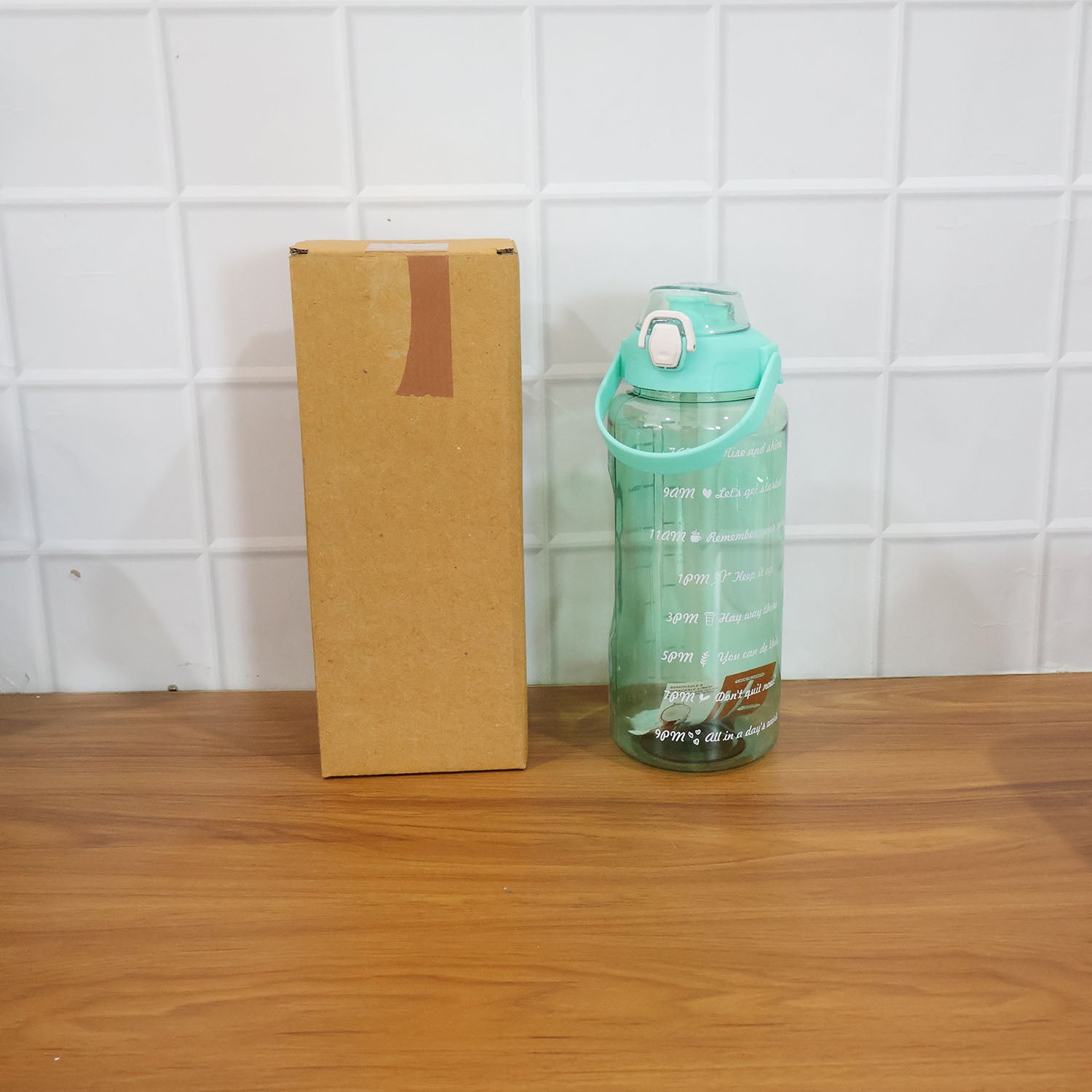 2 Litre Large Capacity Leakproof Sports Water Bottle (1 Pc)